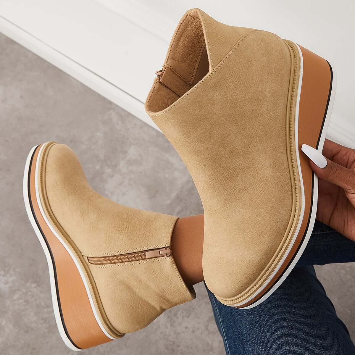 Clea Boots | Stylish Ankle Boots with Zip and Platform, Bold and Comfortable