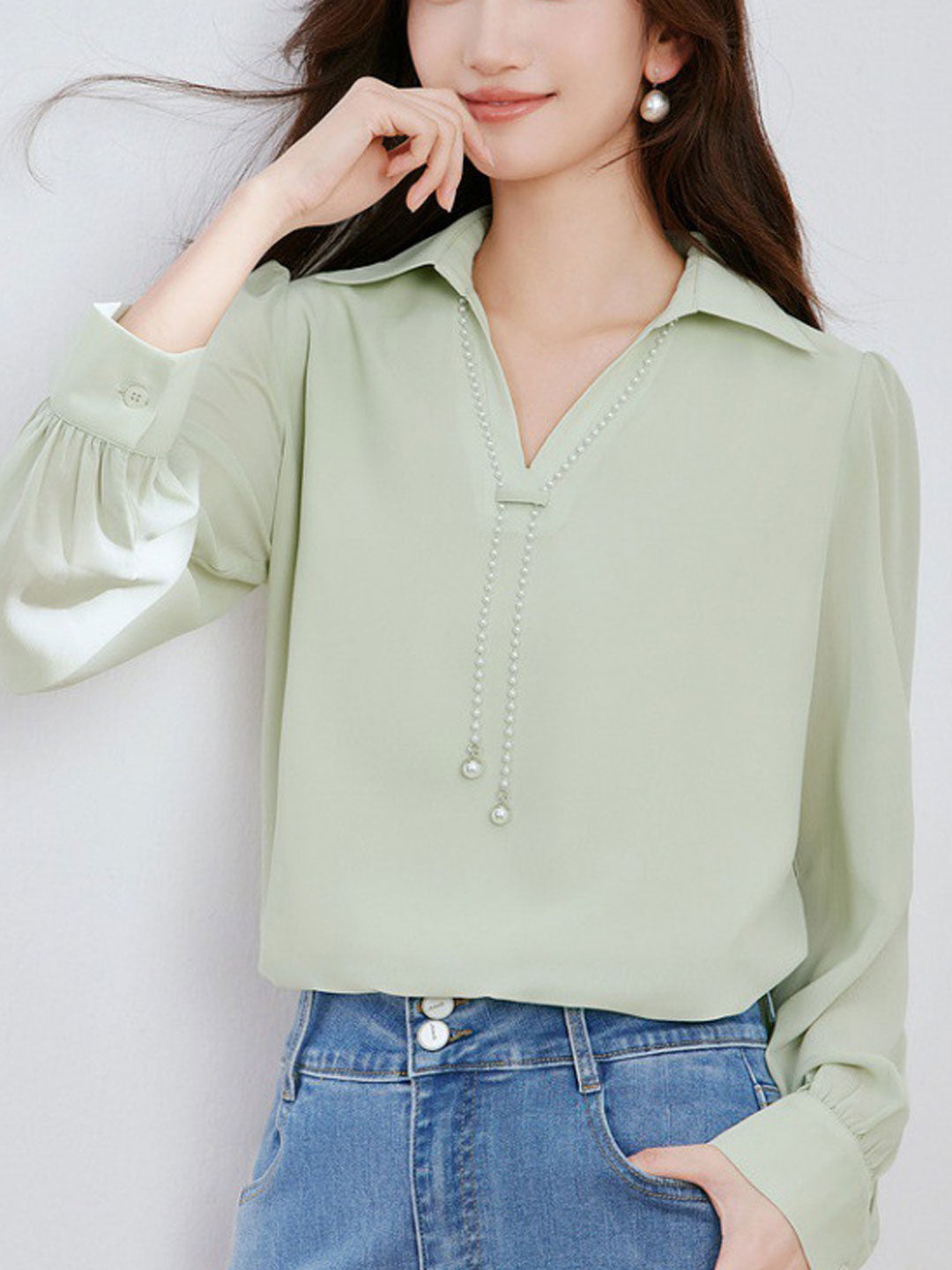 Lila Top | Elegant V-Neck Satin Shirt