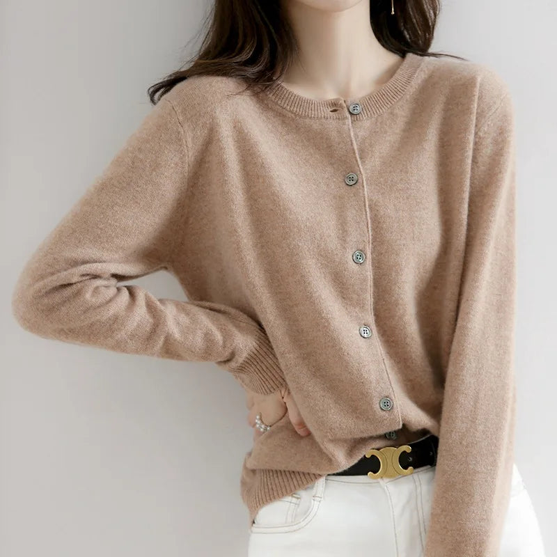 Gisela Cardigan | Soft Button-Up Cashmere Cardigan