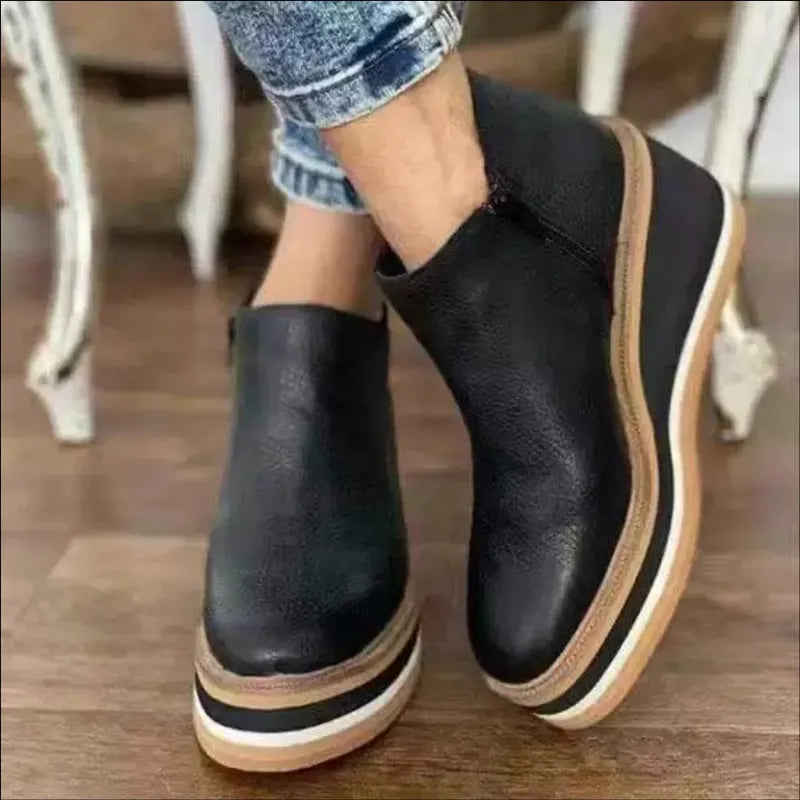 Clea Boots | Stylish Ankle Boots with Zip and Platform, Bold and Comfortable