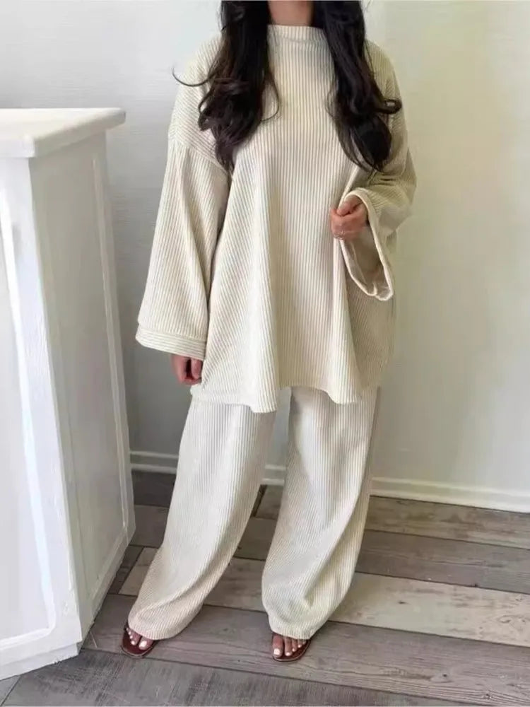 Tana Lounge Set | Autumn Relaxed Ribbed Two-Piece Set