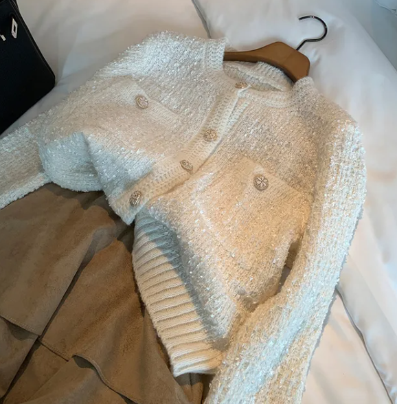 Wera Cardigan | Women’s Autumn Cropped Knitted Cardigan