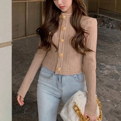 Wiktoria Cardigan | Women’s Autumn Knitted Button-Up Cardigan